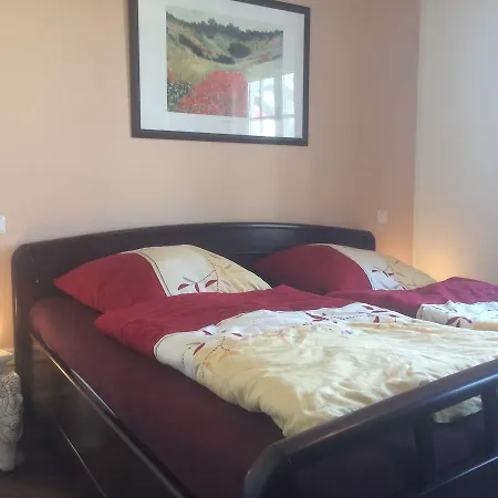 Bernstein Ferienwohnung 32 * Binz